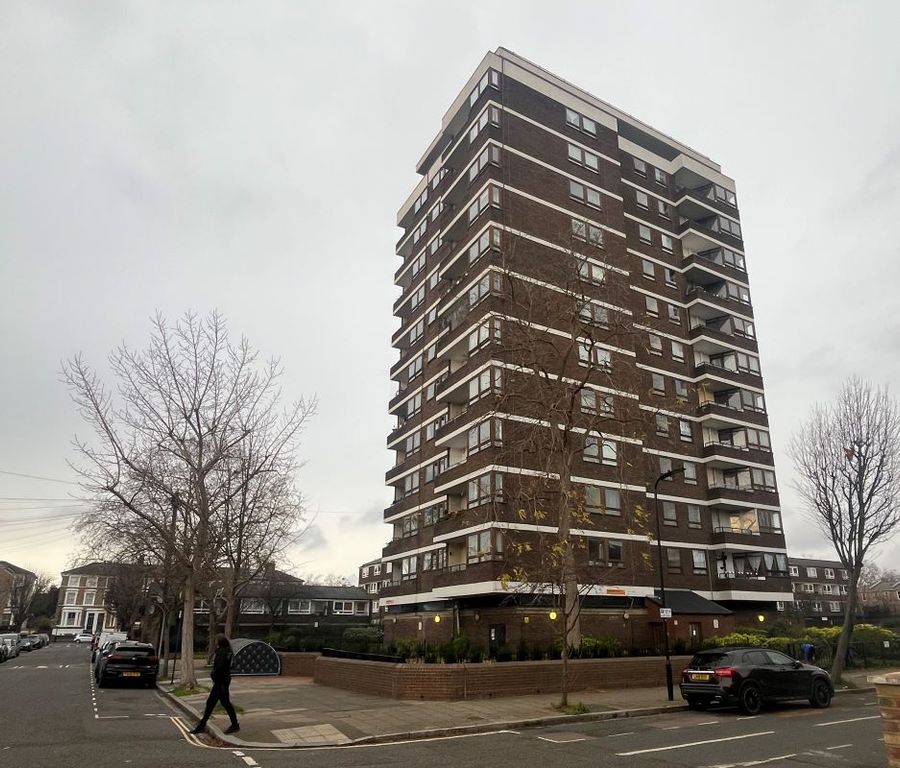 Property photo 2 of 18