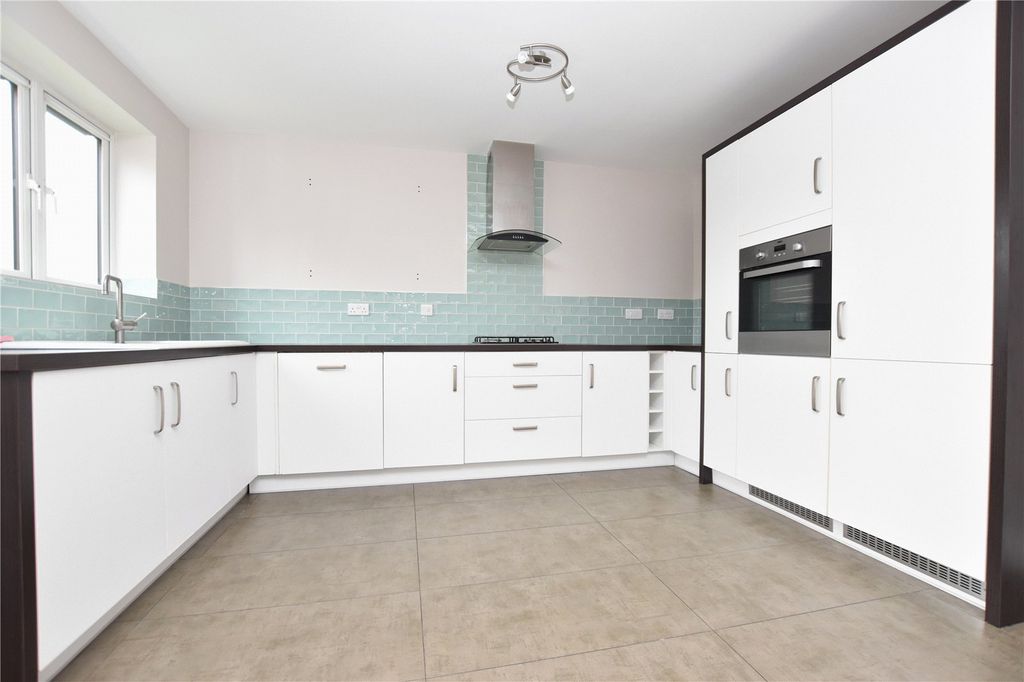 Property photo 2 of 25 Picture No. 26