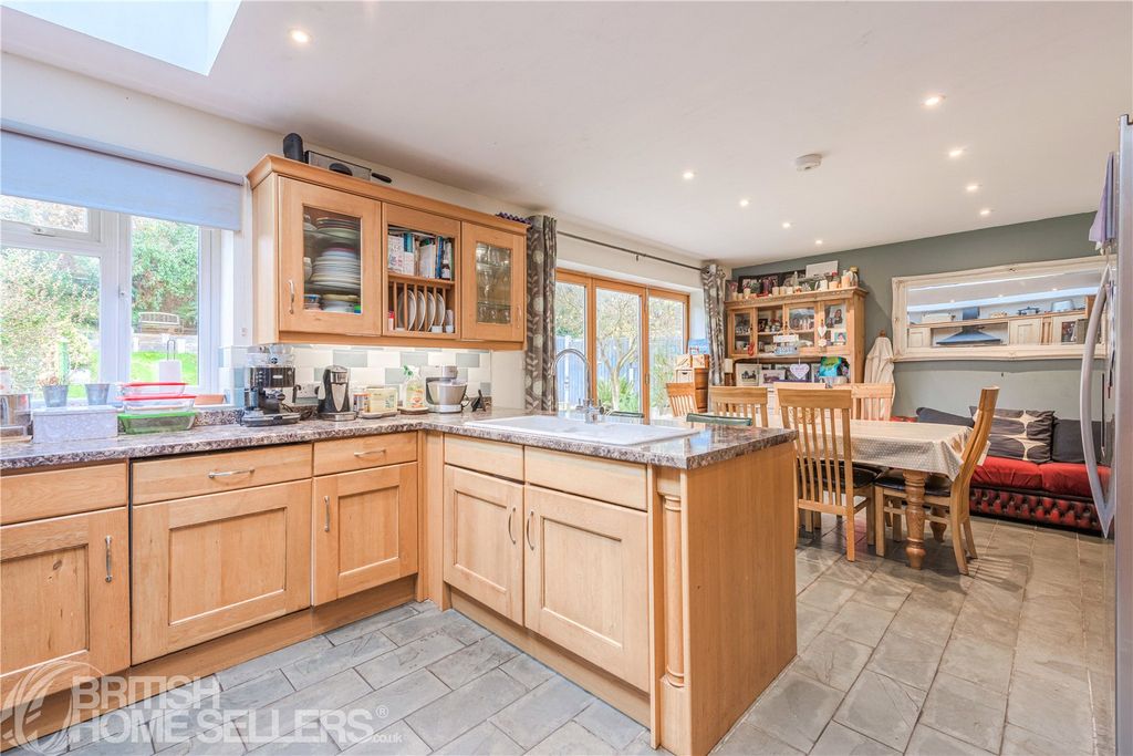 Property photo 3 of 30 Picture No. 31