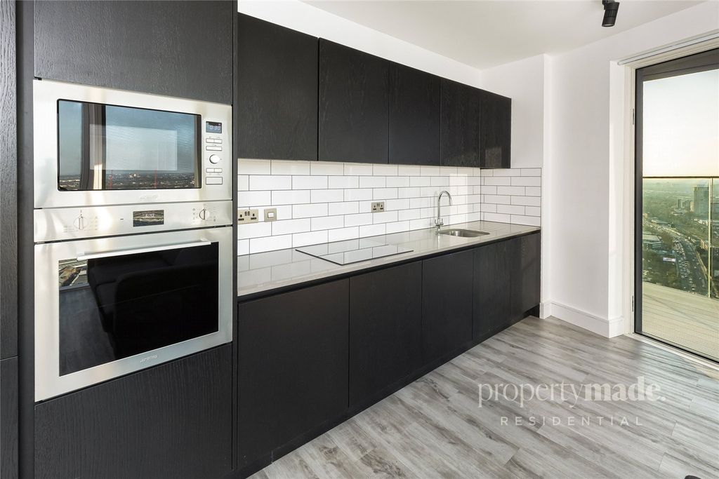 Property photo 3 of 24 Picture No. 04