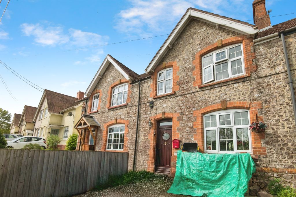 Property photo 1 of 17