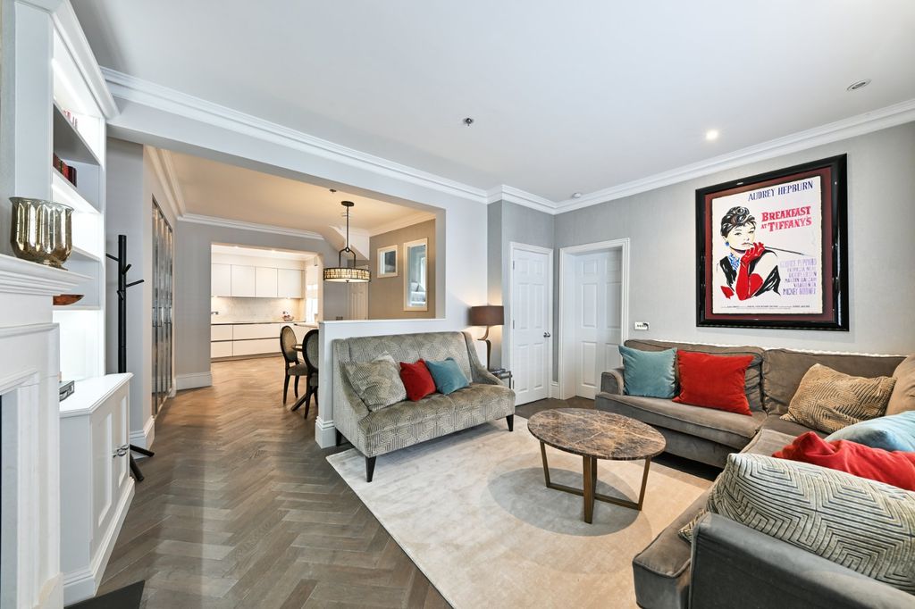 Property photo 3 of 18 Open Plan Living