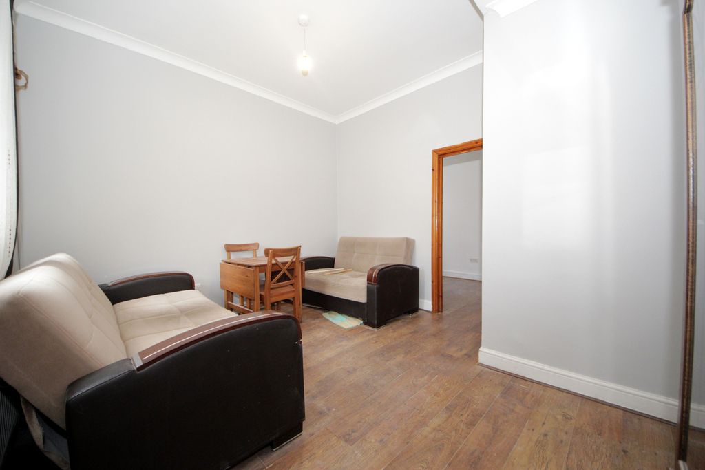 Property photo 2 of 14 Gallery