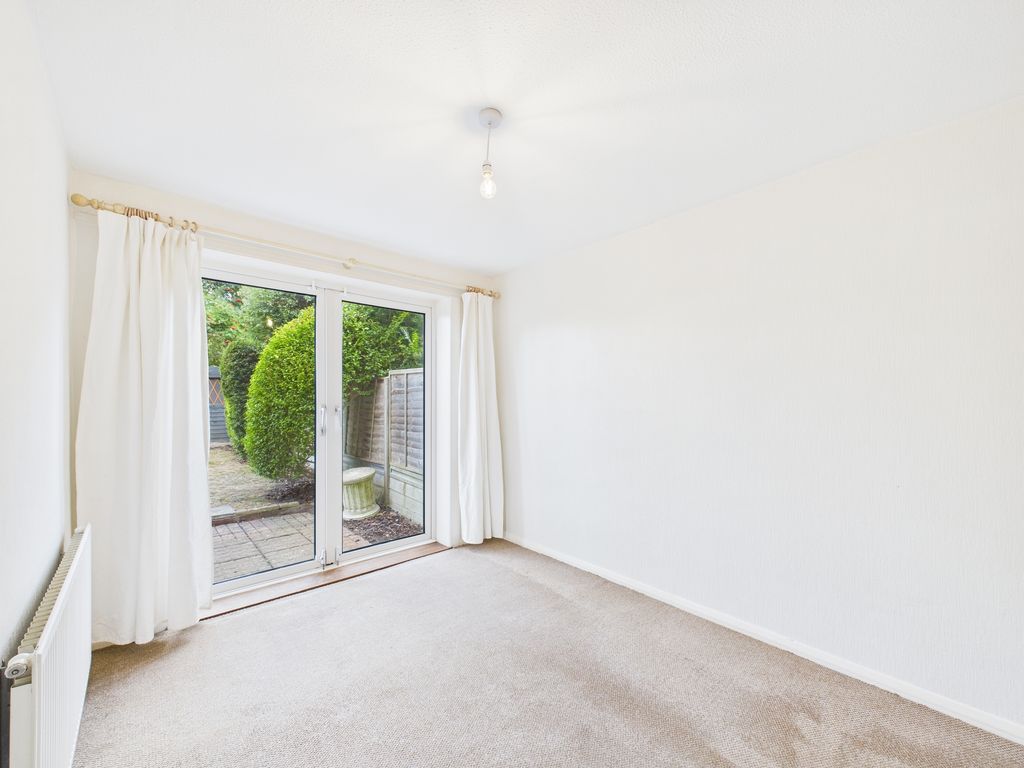 Property photo 3 of 12 Dining Room