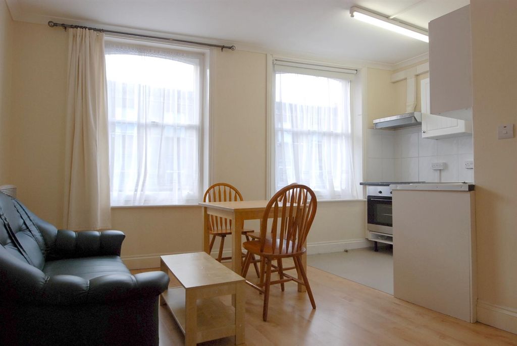 Property photo 1 of 5