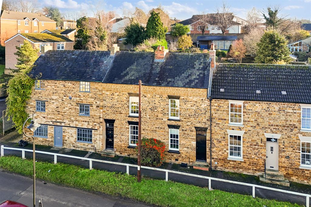 Property photo 1 of 19 5Thegreenweb02.Jpg