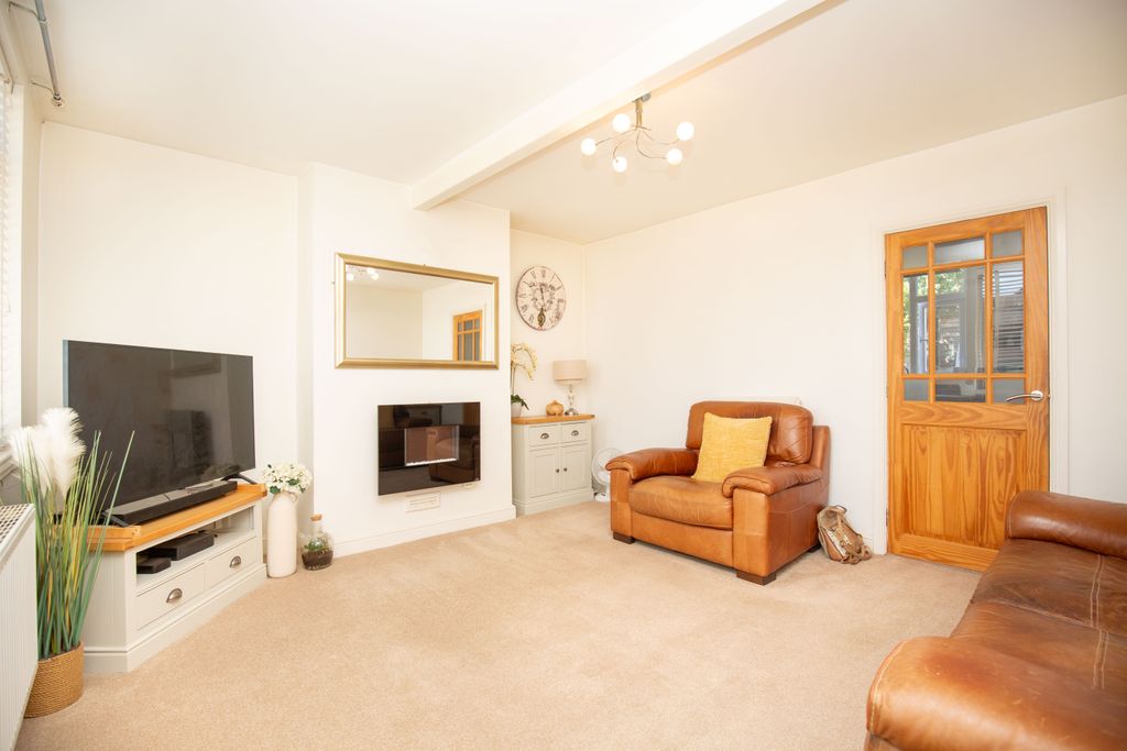 Property photo 3 of 16 Mw26-1618
