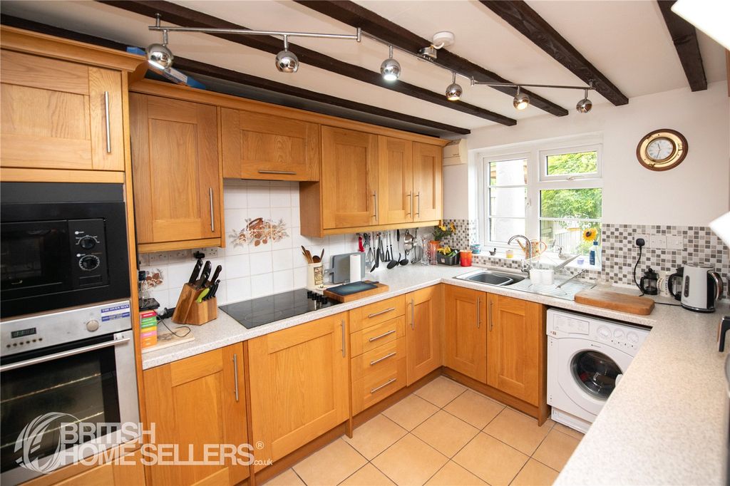Property photo 2 of 19 Picture No. 06