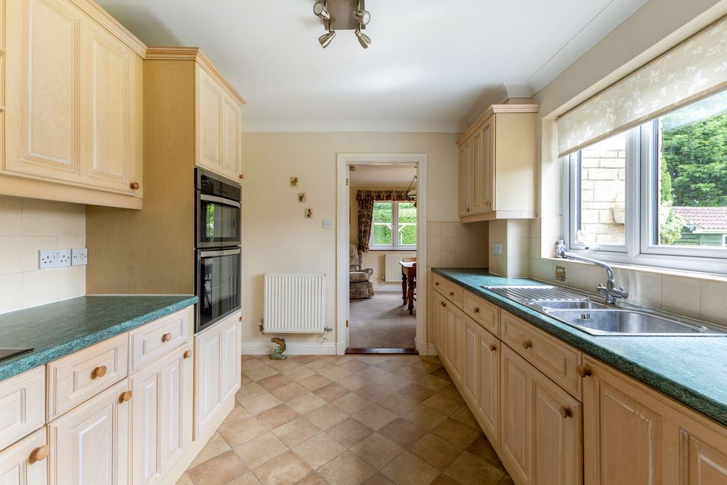 Property photo 3 of 15 Kitchen