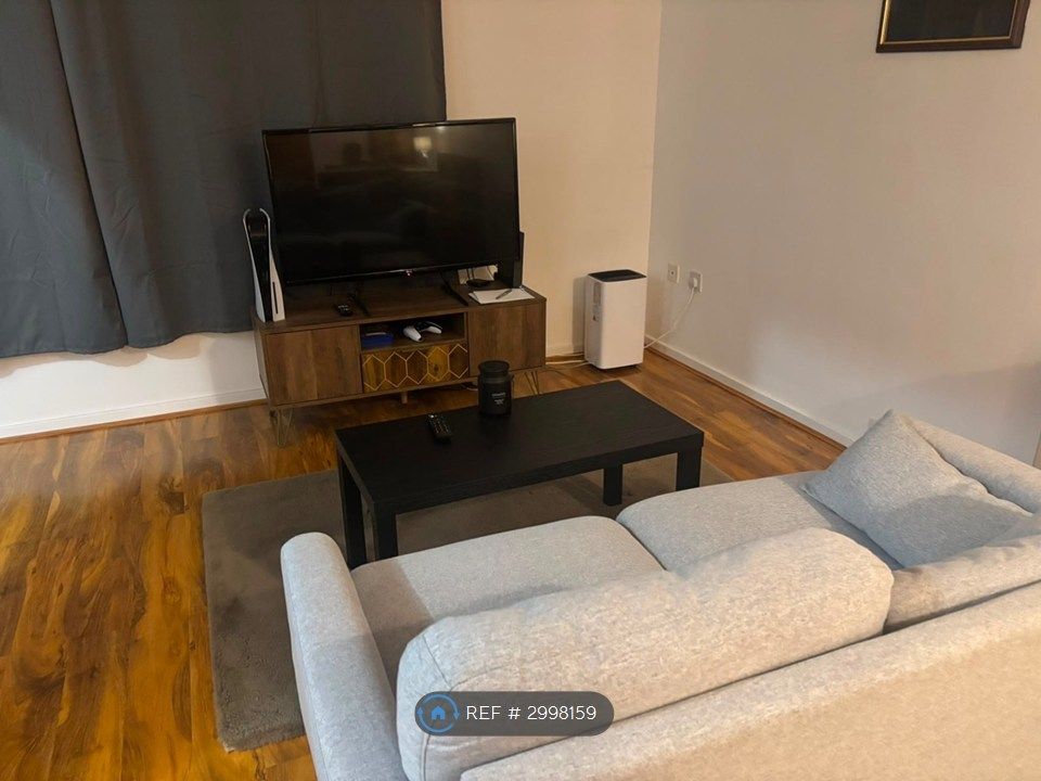 Property photo 3 of 10