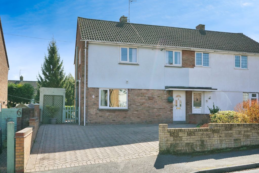 Property photo 1 of 13