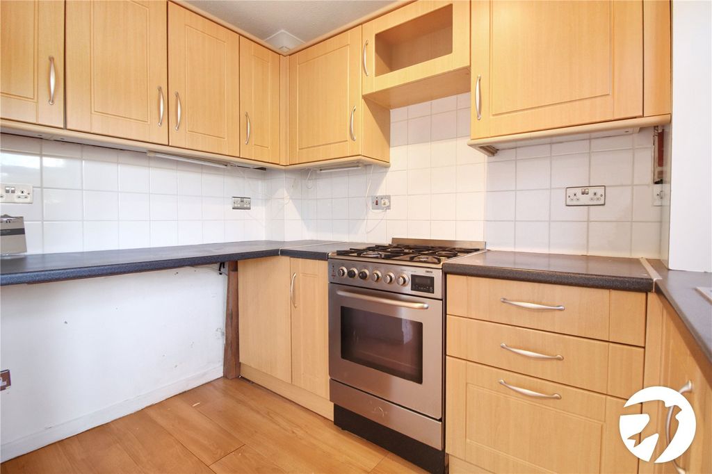 Property photo 3 of 13 Kitchen