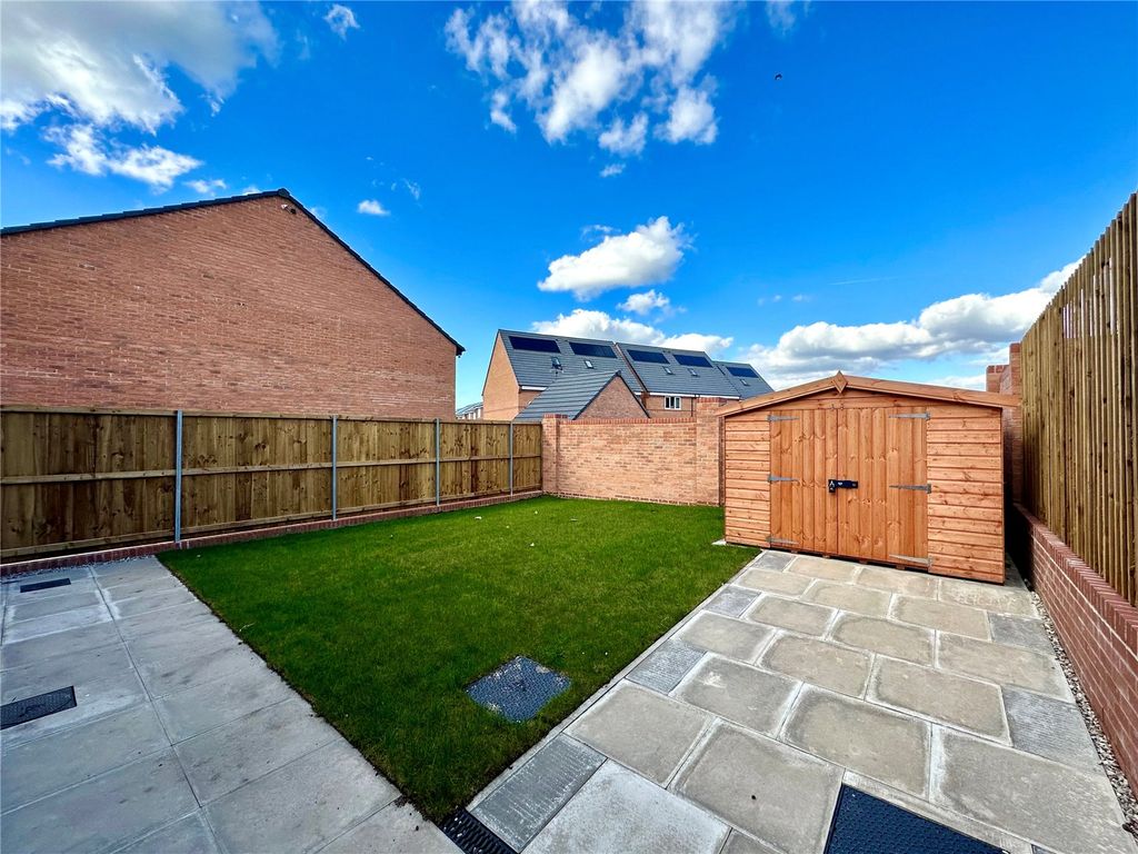 Property photo 2 of 16 Picture No. 10