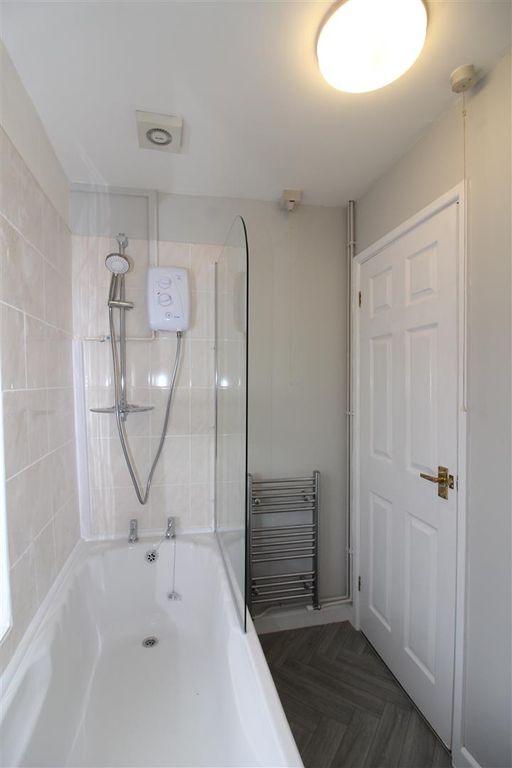 Property photo 3 of 5 Bathroom