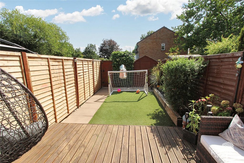 Property photo 2 of 11 Rear Garden
