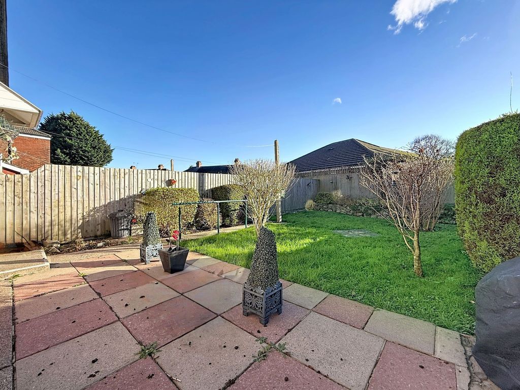 Property photo 1 of 27 Rear Garden