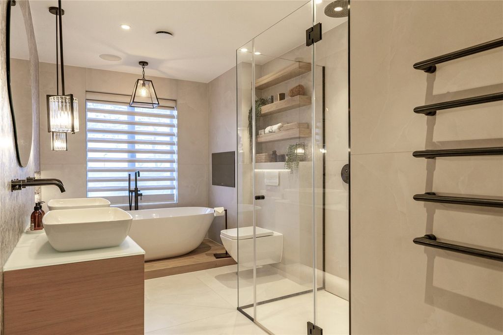 Additional image 15 of 6 bed detached house for saleAlderton Hill, Loughton, Essex IG10