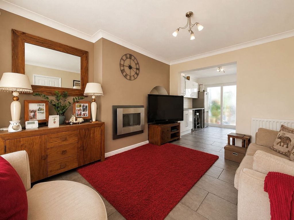Property photo 3 of 21