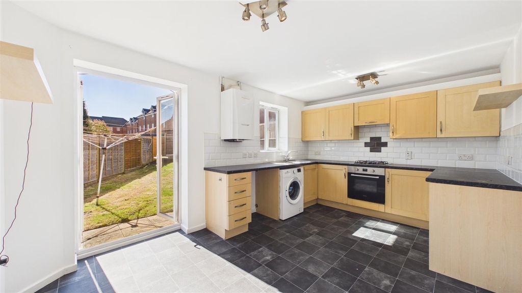 Property photo 2 of 22 Cam05101G0-Pr0161-Still025.Jpg