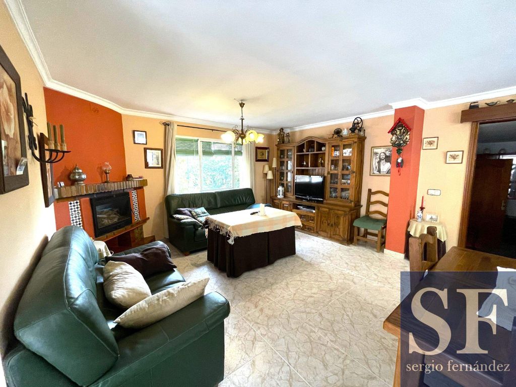 Property photo 3 of 20
