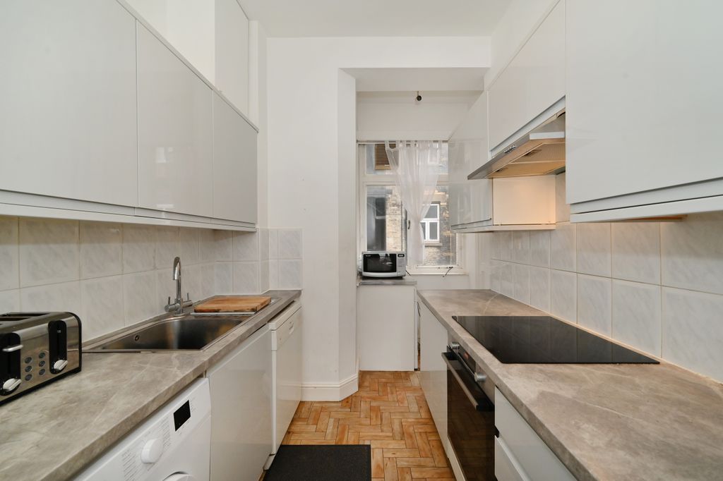 Property photo 3 of 12 Photo 3