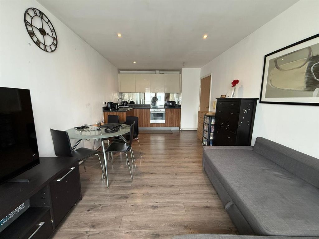 Property photo 2 of 7 03.Jpeg