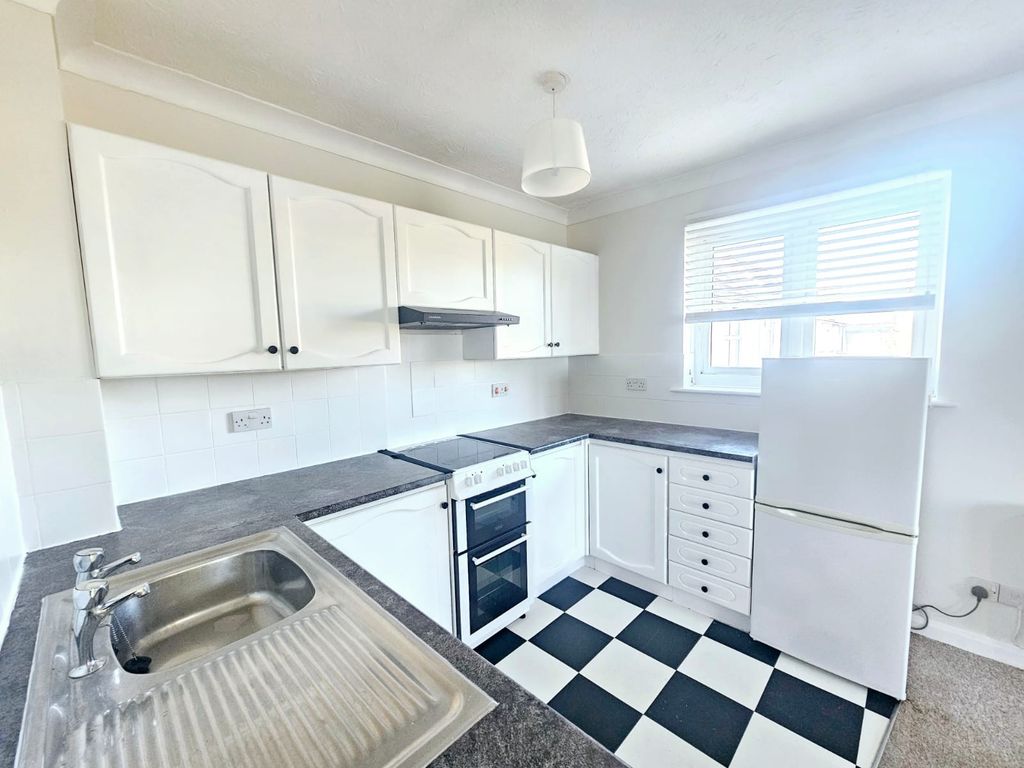 Property photo 1 of 11 Image