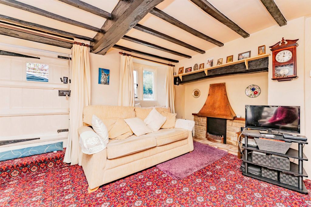 Property photo 2 of 17