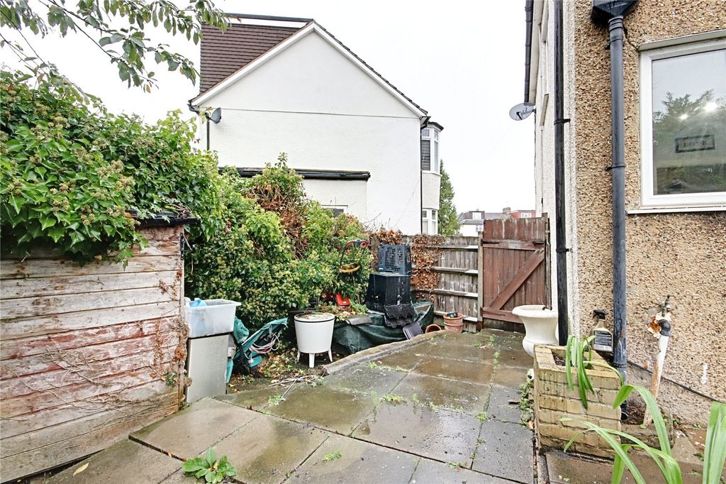 Property photo 3 of 26 Picture No. 05