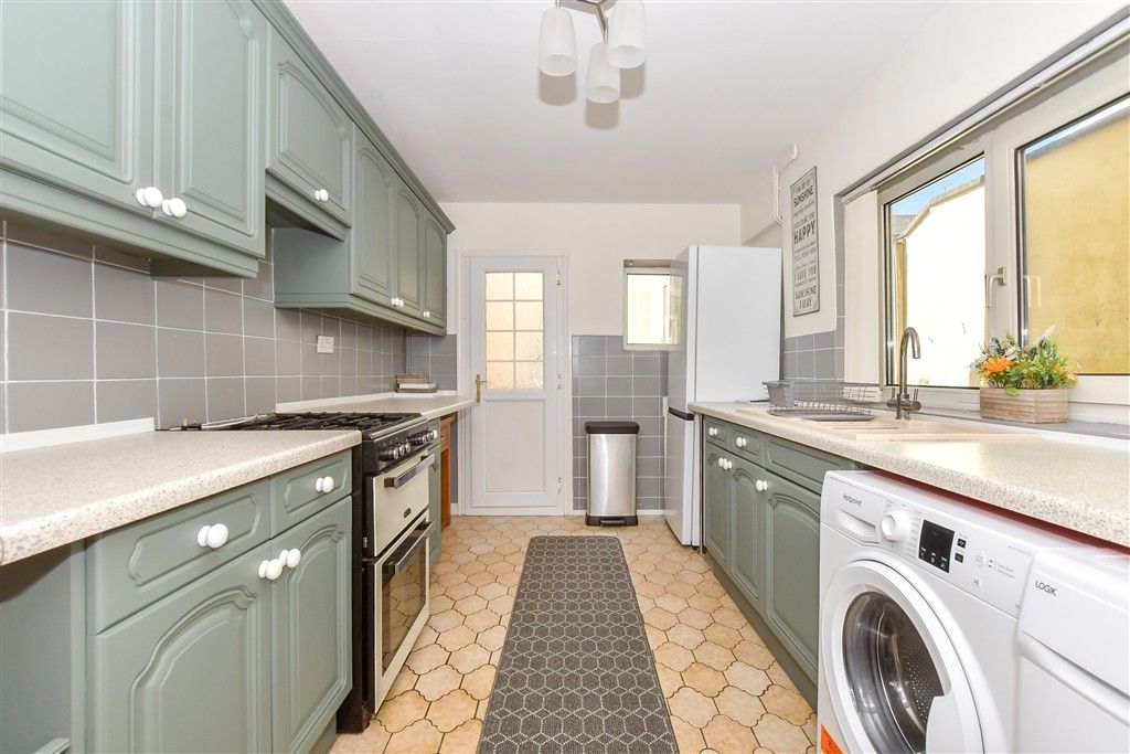 Property photo 1 of 16 Kitchen