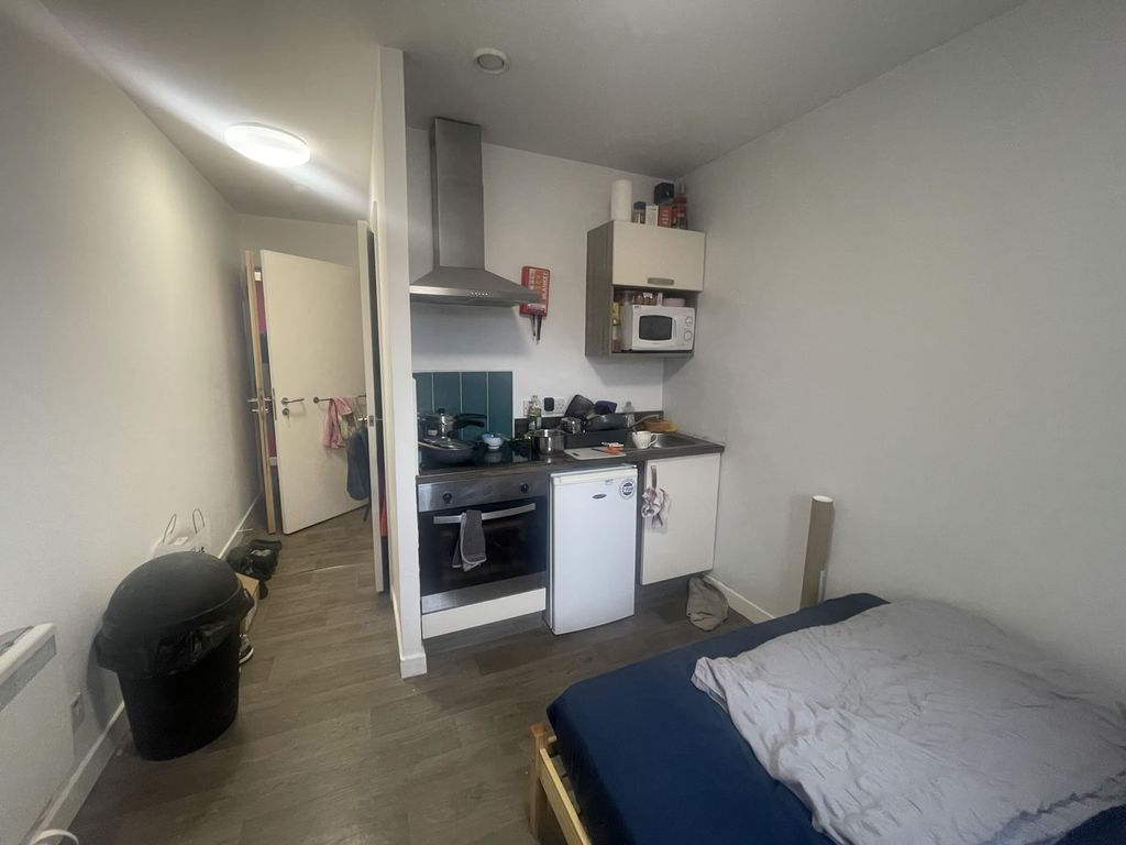 Property photo 1 of 9 61Cntrlhsimg_4162.Jpg