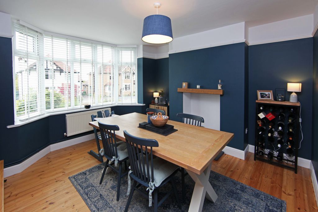 Property photo 3 of 19 Photo 6