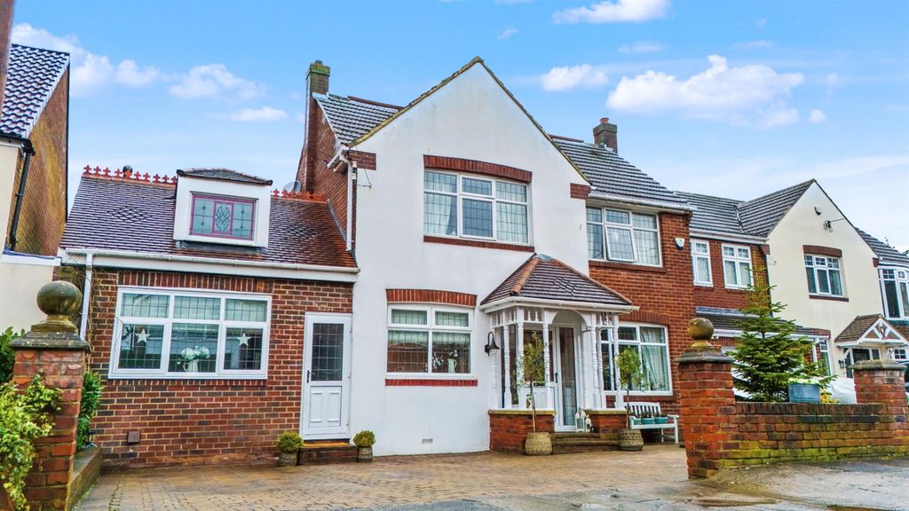 Property photo 1 of 36 1_Woodlands Cleadon-01.Jpeg