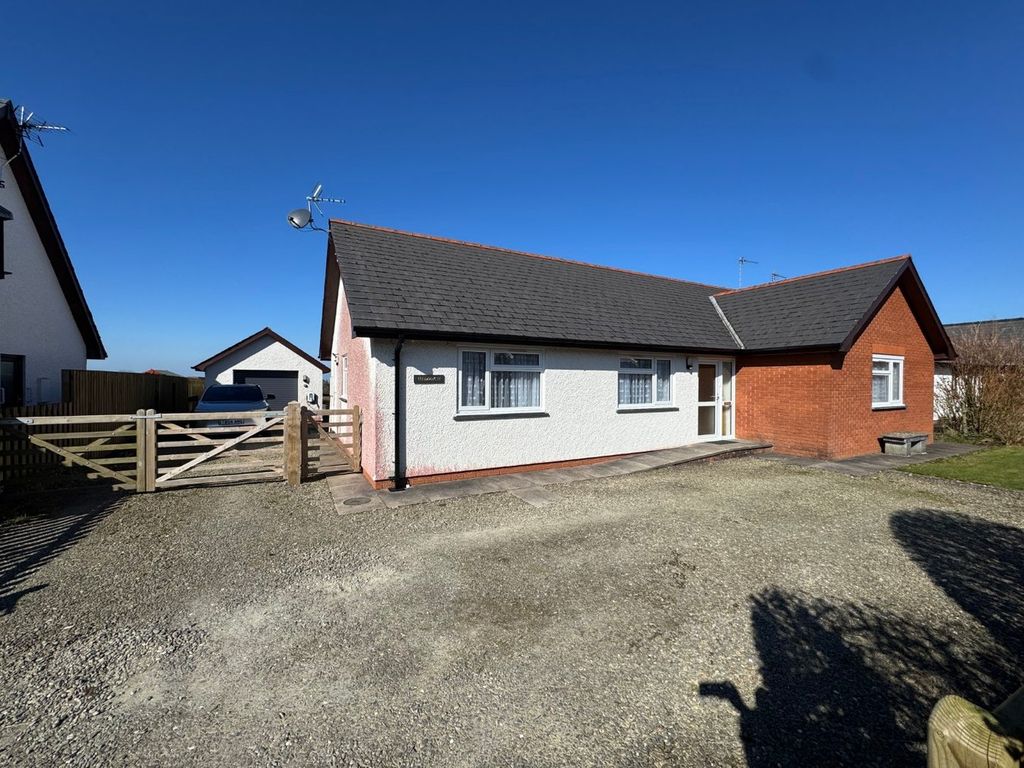 Property photo 1 of 36