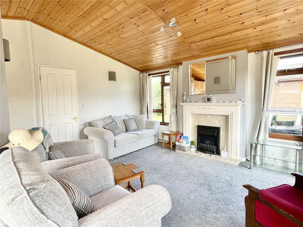 Property photo 3 of 13 Picture No. 09