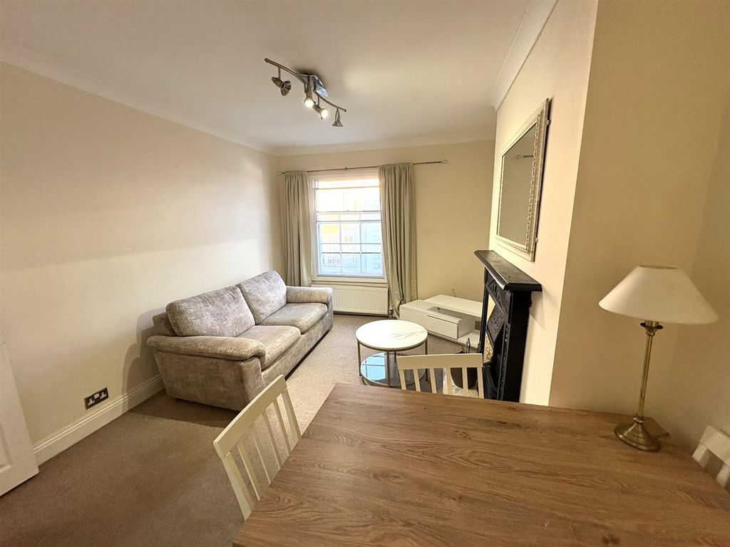 Property photo 3 of 8 Img_2333.Jpeg