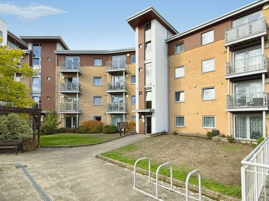 Property photo 1 of 8 Pbox-Img.Jpg