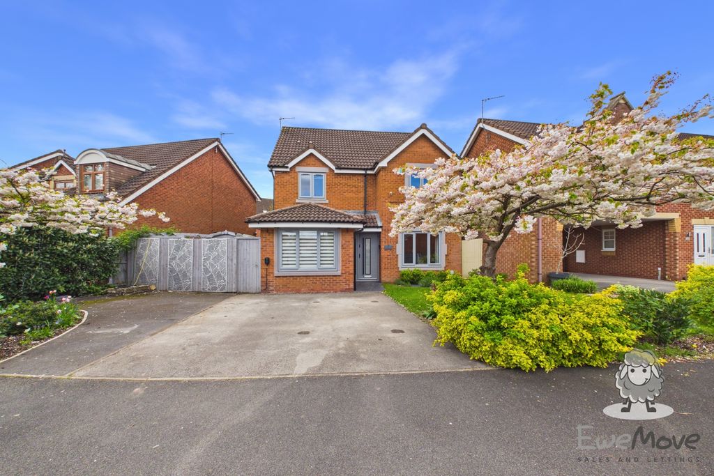 Property photo 1 of 14 1 (8)