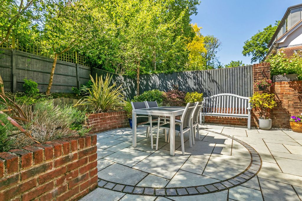 Property photo 2 of 15