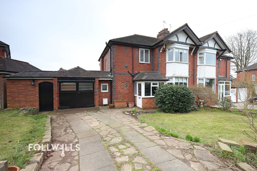 Property photo 1 of 32