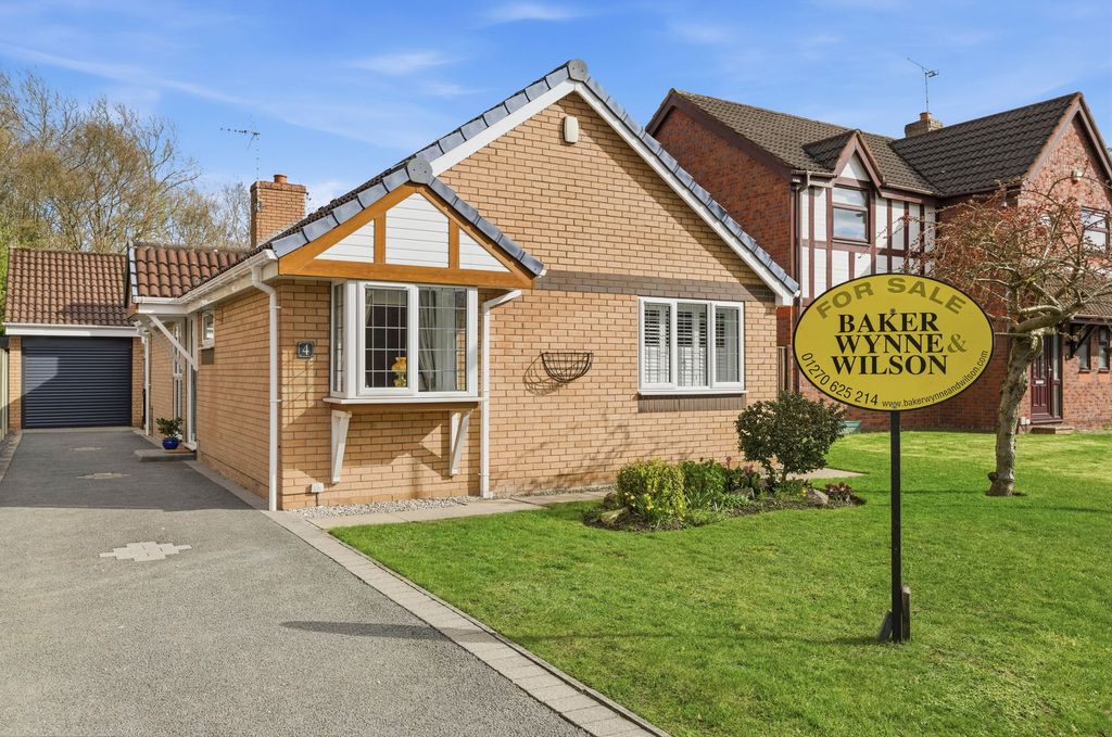 Property photo 1 of 21