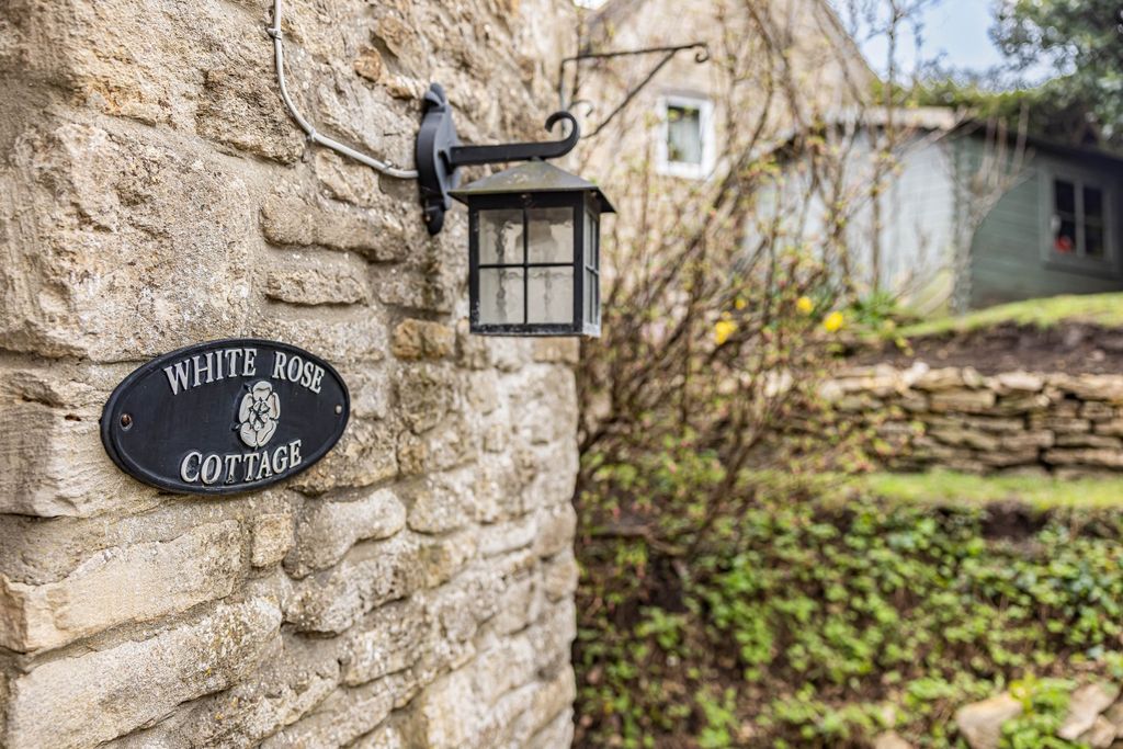 Property photo 2 of 22 Exterior