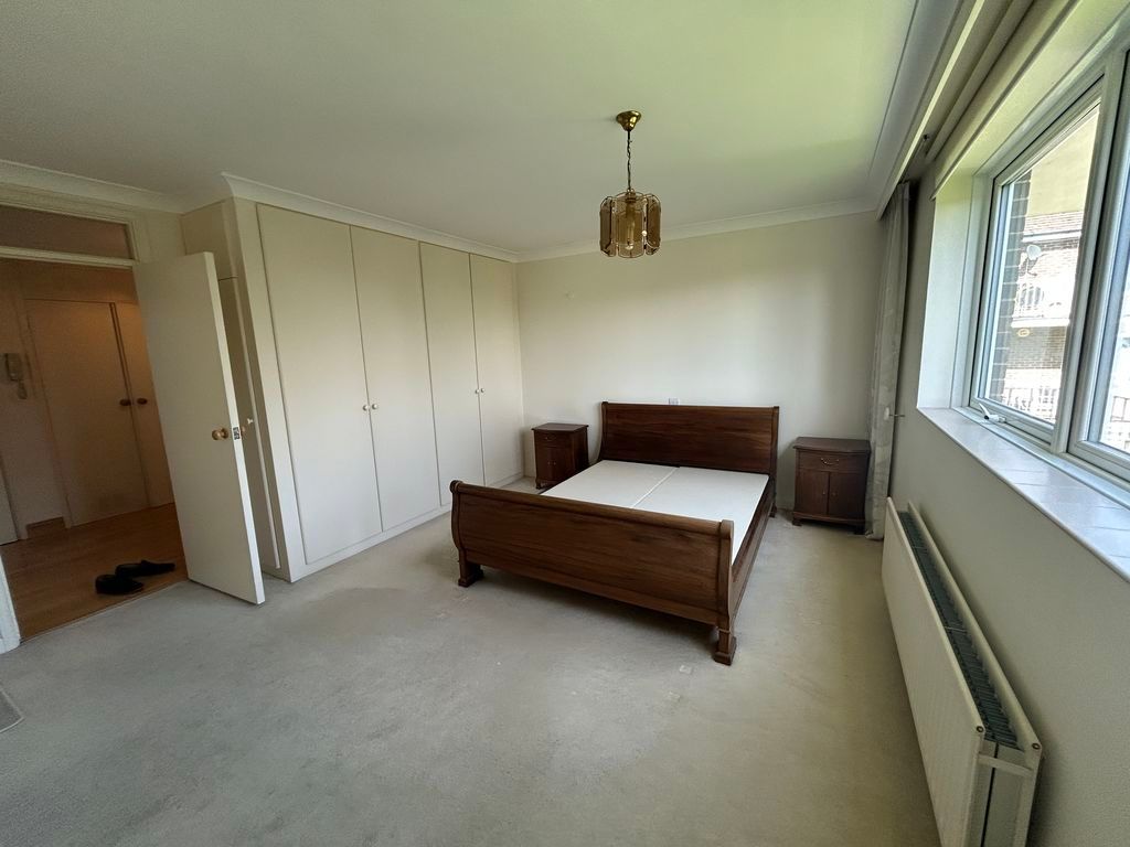 Property photo 3 of 14 Photo 3