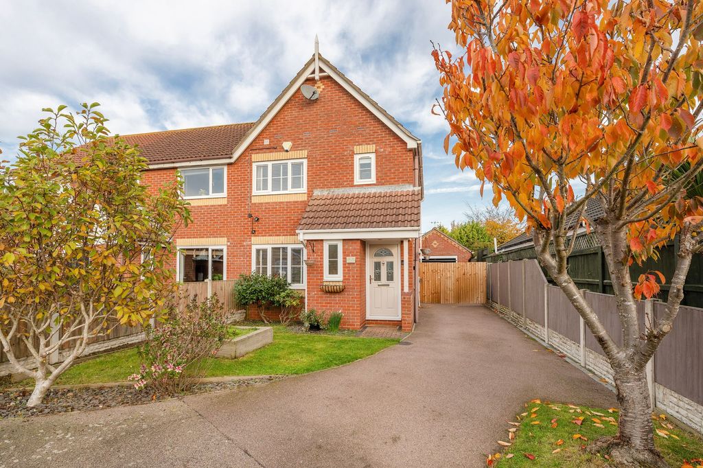 Property photo 1 of 26