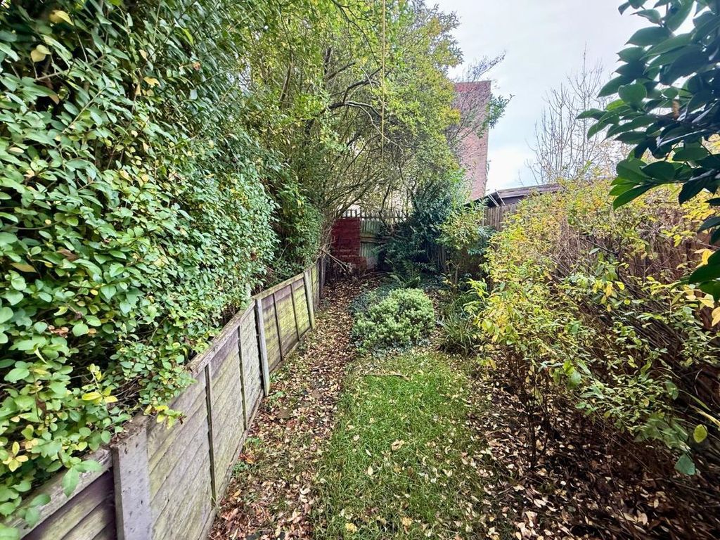 Property photo 3 of 24