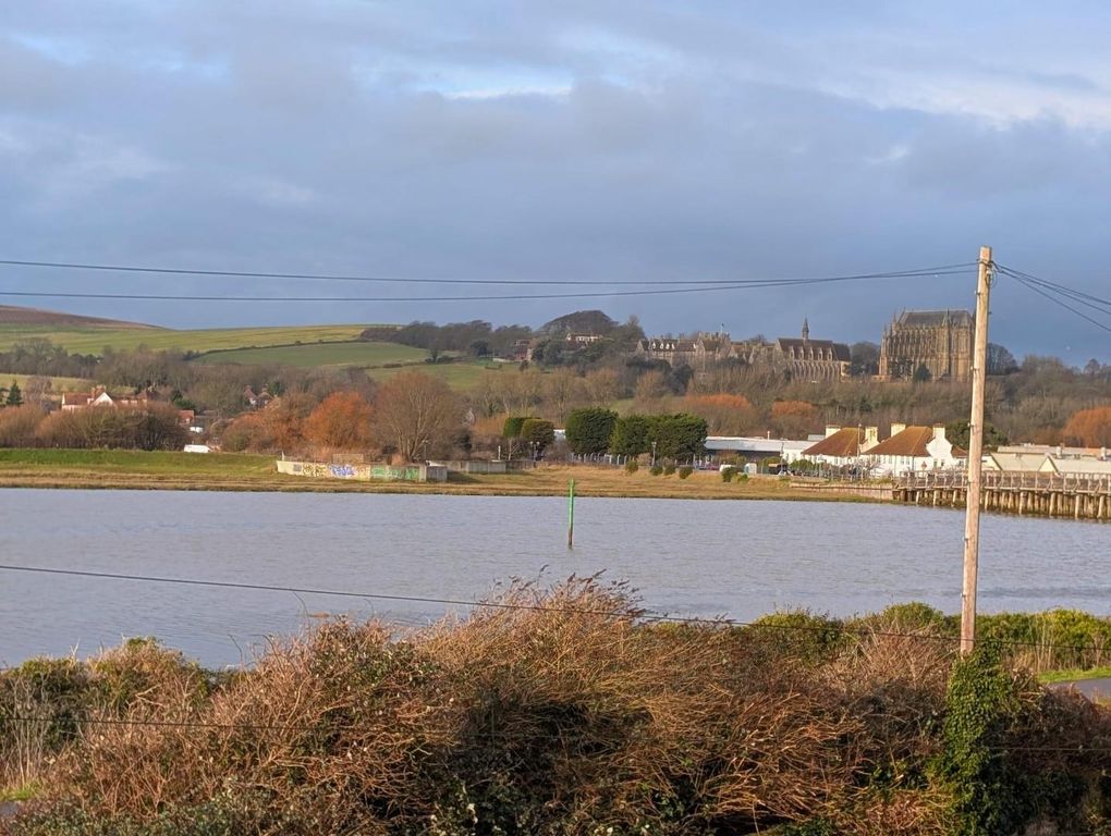 Property photo 2 of 21 1000033080.Jpg