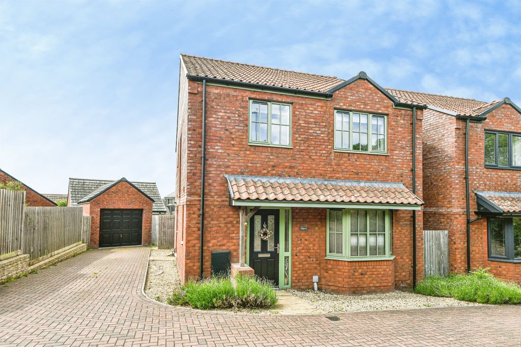 Property photo 2 of 17