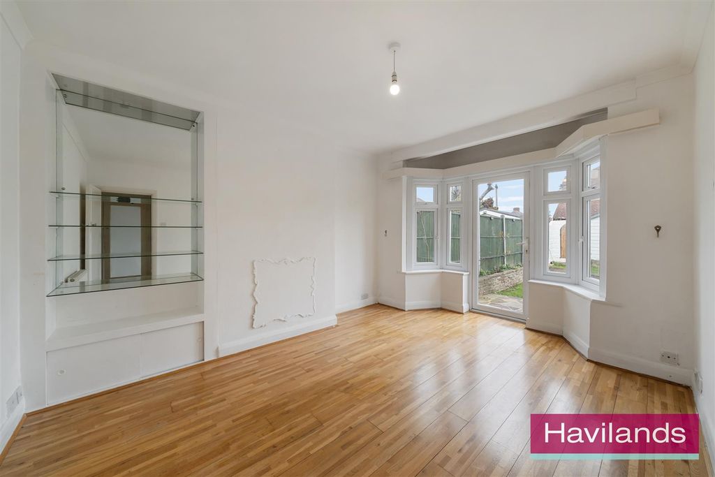 Property photo 3 of 22 Ridge Road-14.Jpg