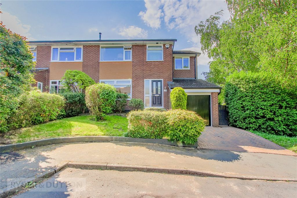 Property photo 1 of 33 Front