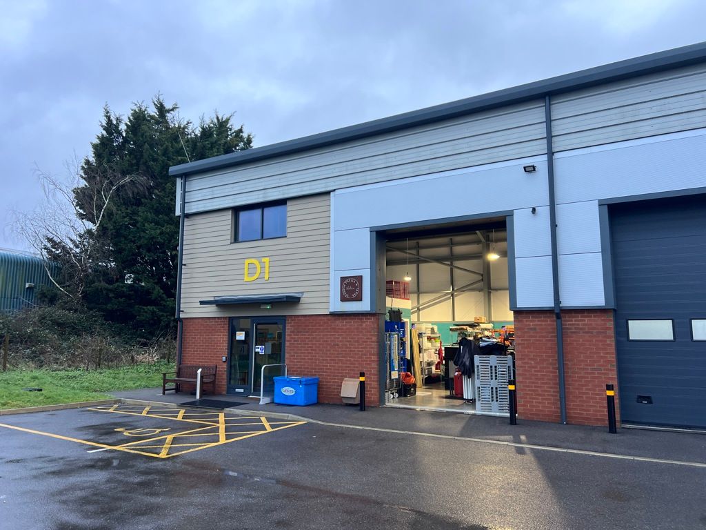 Property photo 1 of 7 Photo 14